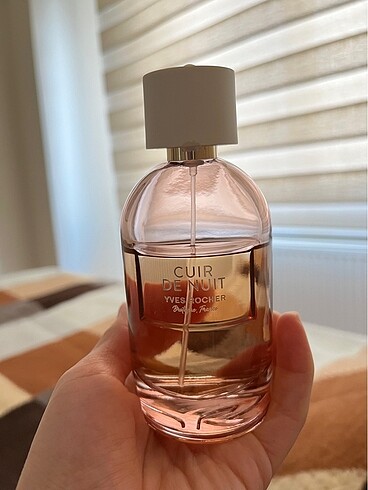 Yves Rocher cuir de nuıt parfüm
