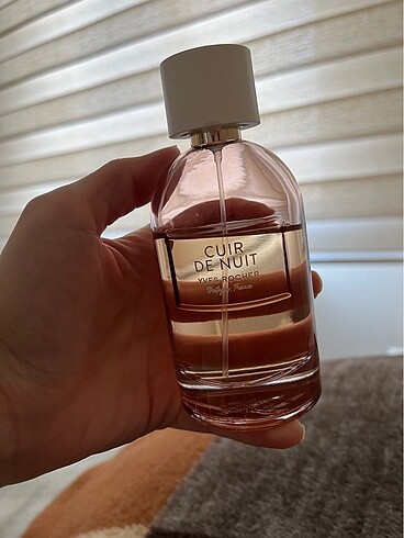 Yves Rocher cuir de nuıt parfüm - Görsel 3