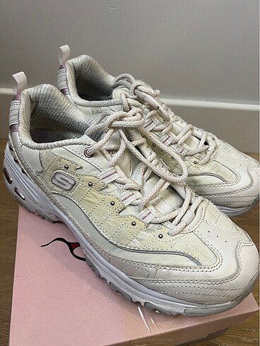 Sketchers D?Lite