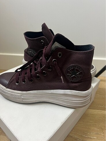 36,5 Beden Converse Nubuk Kışlık