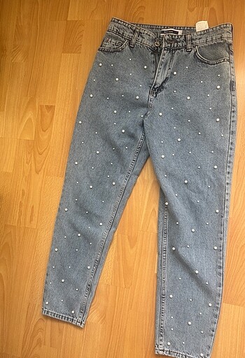 28 Beden İncili jean