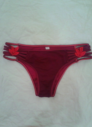 38 Beden bordo bikini altı