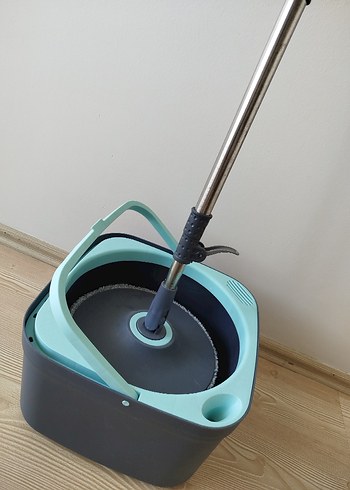 Diger Gri Kova ve Mop Seti