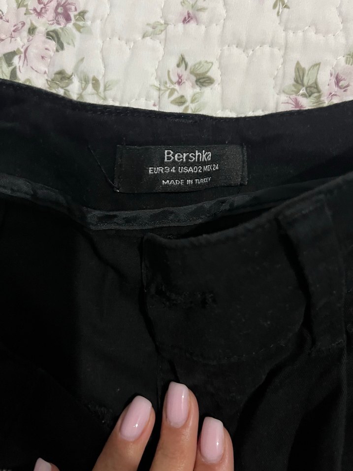 Kemer Detaylı Siyah Gotik Kadın Kumaş Pantolon - Görsel 2