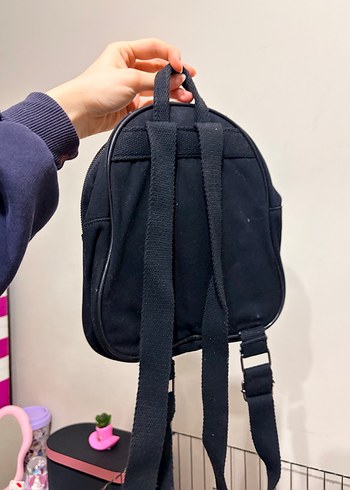 Püsküllü Siyah Süet Kadın Sırt Çantası - Görsel 2