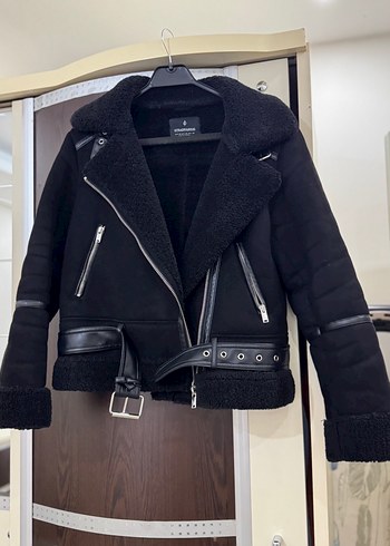 Siyah Süet Kürk Detaylı Kısa Biker Ceket - Görsel 2