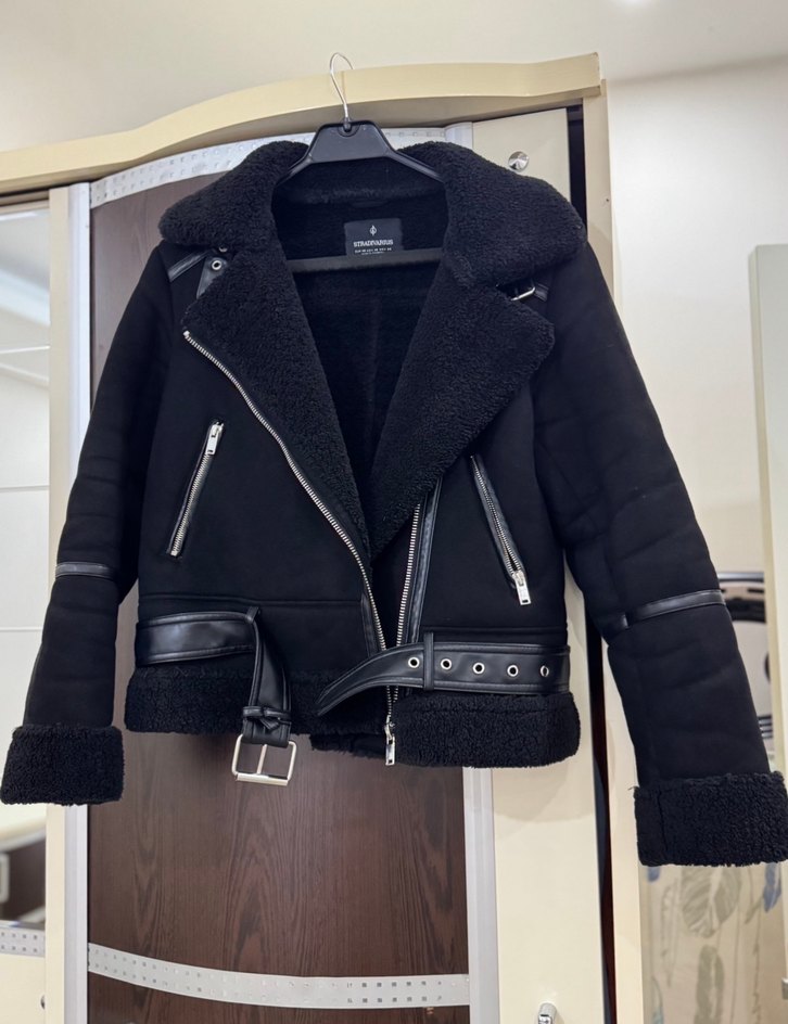 Siyah Süet Kürk Detaylı Kısa Biker Ceket - Görsel 2