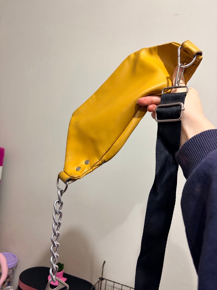 Sarı Deri Kadın Bel Çantası - Görsel 4