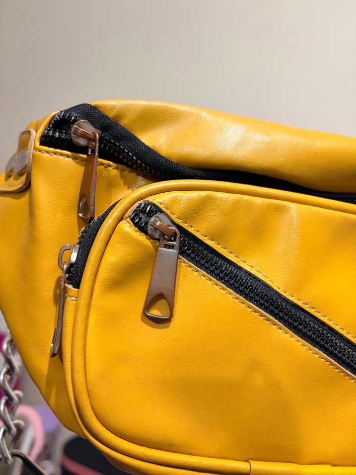 Sarı Deri Kadın Bel Çantası - Görsel 2