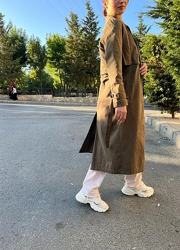 Uzun haki vintage trençkot 