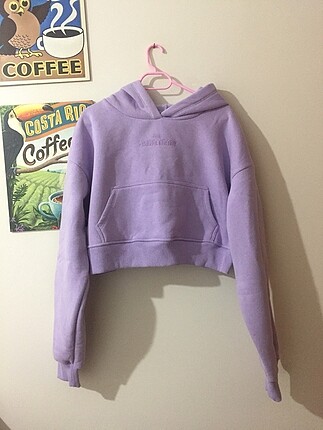 Lila kapüşonlu crop sweatshirt