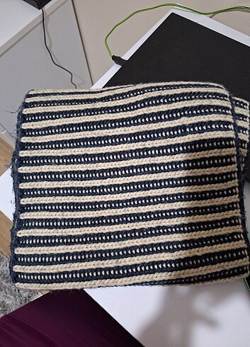 Lacivert krem çizgili atkı - Görsel 3