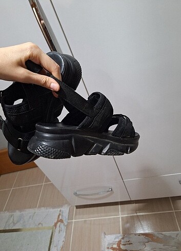 Trendyol shoes siyah sandalet - Görsel 5