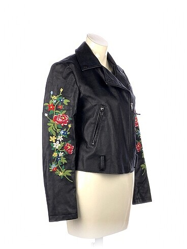 Diğer PreLoved Deri Ceket %70 İndirimli.