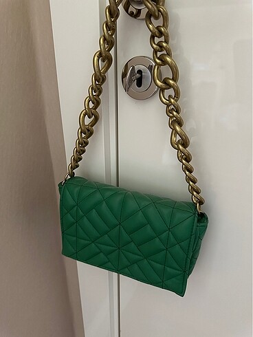 Zara çanta