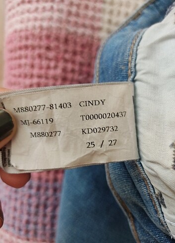 27 Beden Mavi jeans 