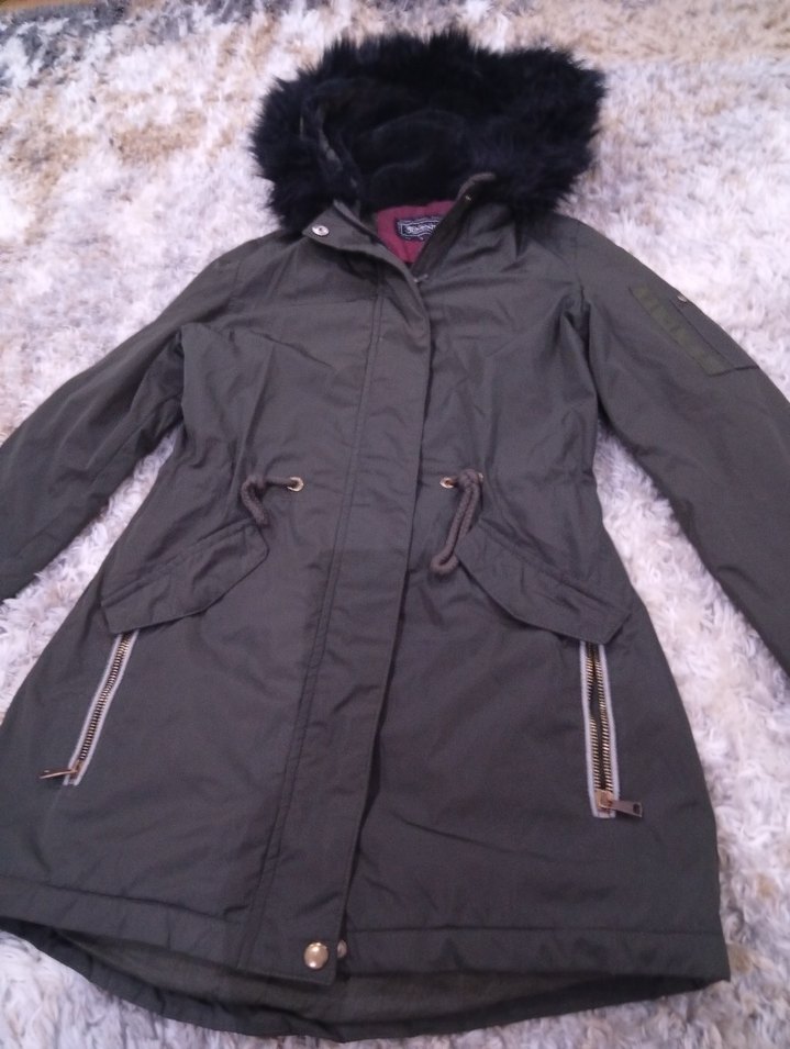 Kürk Detaylı Uzun Kadın Kışlık Mont - Görsel 3