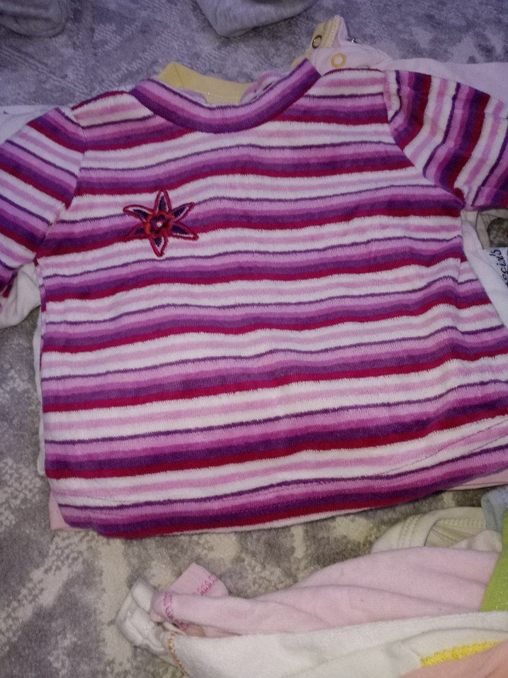 Pembe Uzun Kollu Bebek Body hepsi 2200 tly - Görsel 2