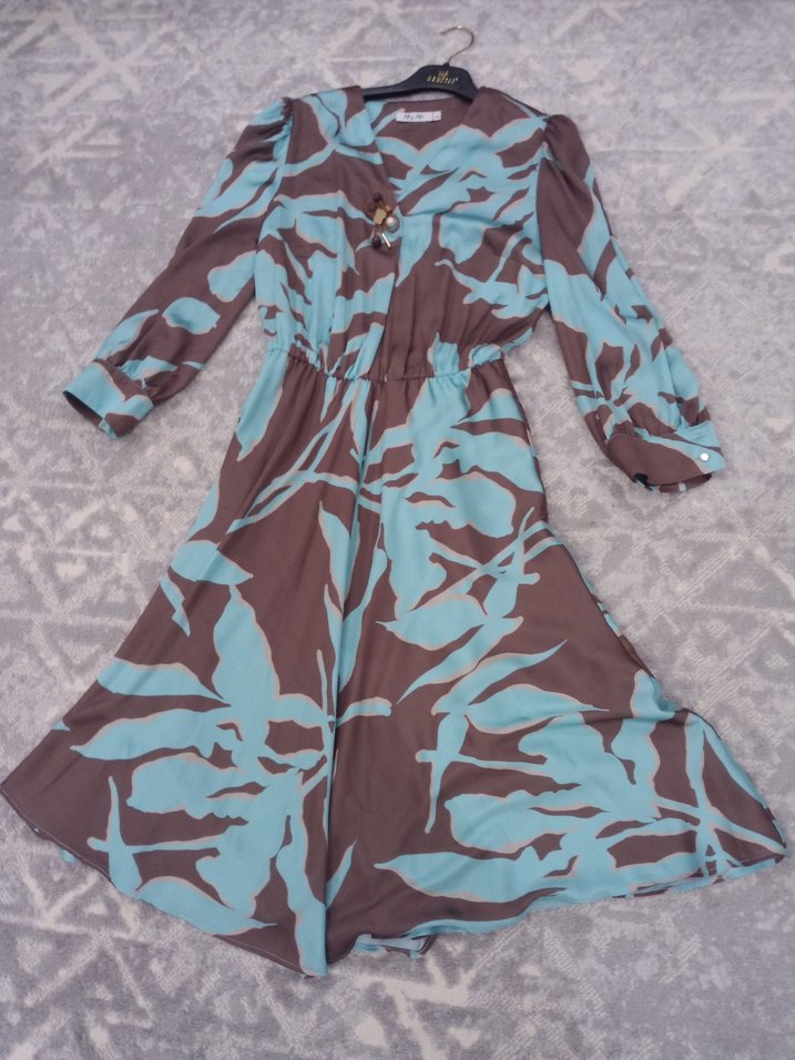 Uzun Bağlama Desenli Kahverengi Elbise - Görsel 3