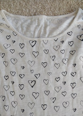 Kalp Desenli T-shirt - Görsel 3