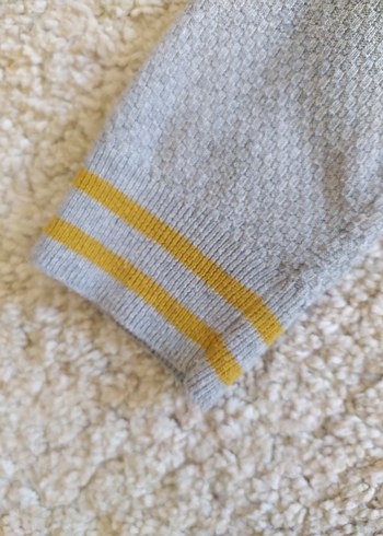 Gri Mevsimlik Kadın Hırka - Görsel 4