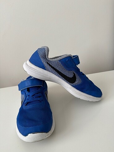 31 Beden mavi Renk Orjinal Nike spor ayakkabı