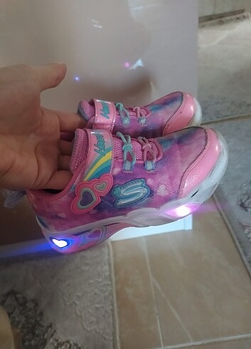 orjinal skechers ayakkabi