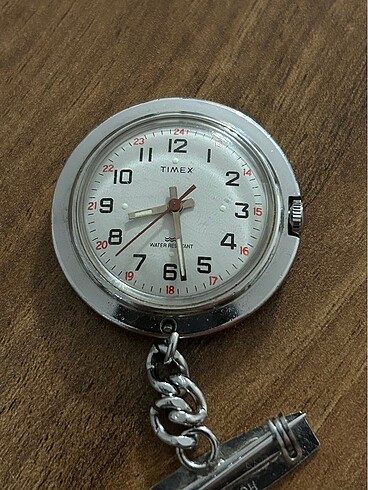 Timex Kurmalı fosforlu kadran Timex