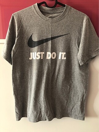 Nike Tişört