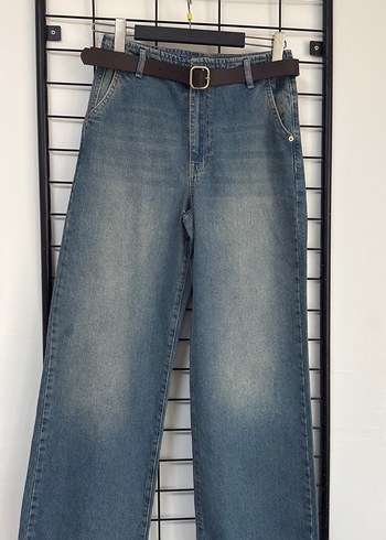Kadın Kemerli Rahat Kesim Mavi Denim Pantolon