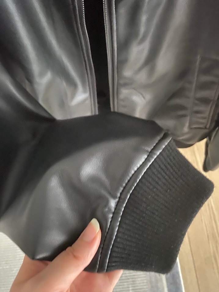 Siyah Deri Fermuarlı ceket - Görsel 3