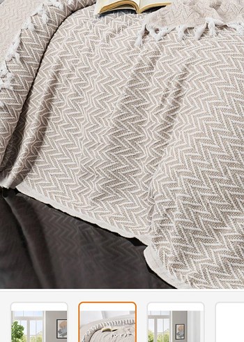 Bej ve Gri Desensiz Yatak Örtüsü - Görsel 2