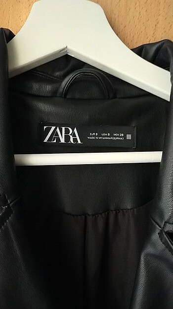 s Beden siyah Renk Zara Trençkot