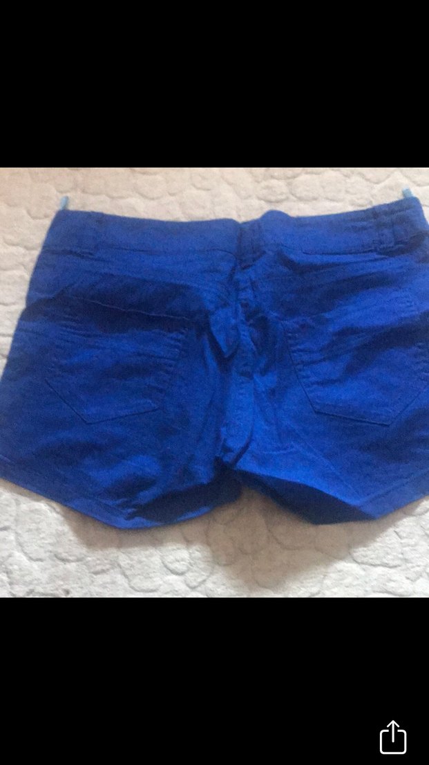 Düğmeli Koyu Mavi Mini Denim Şort - Görsel 3