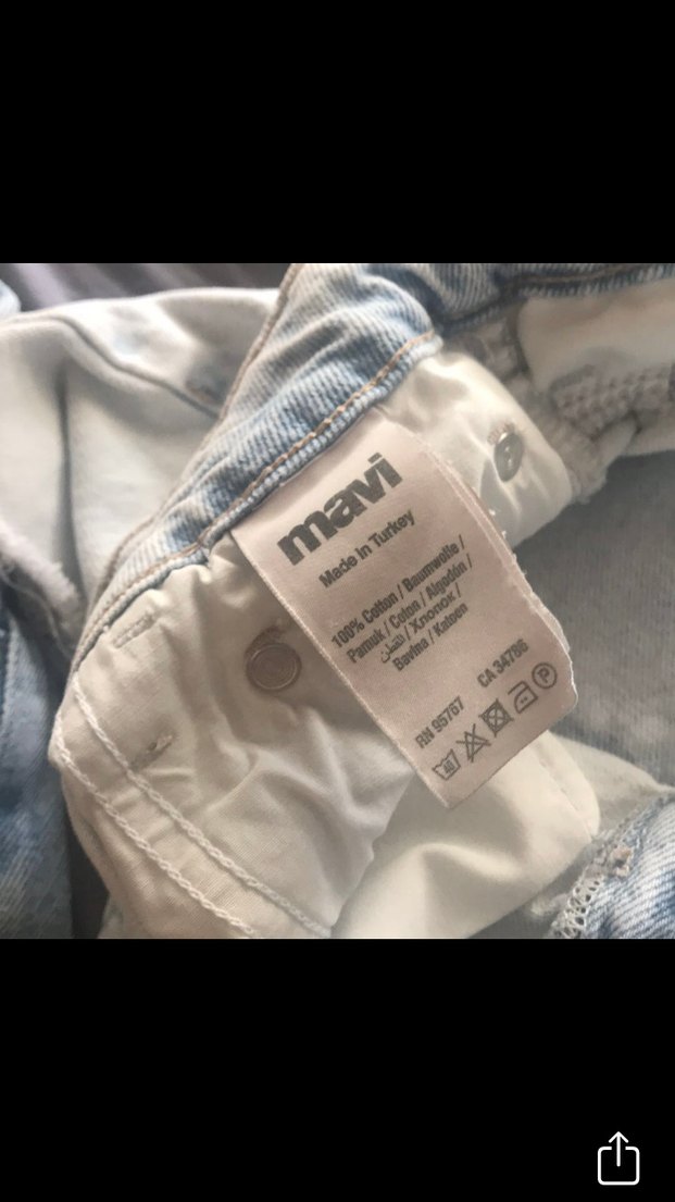 Beyaz Kadın Mini Denim Şort - Görsel 3