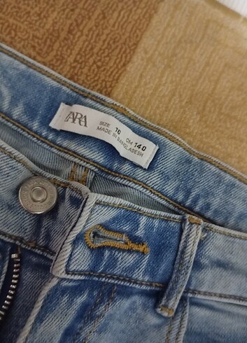 Zara kot pantolon yanındakiler hediyesidir  - Görsel 2