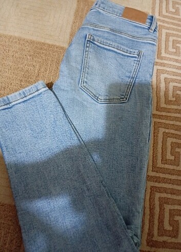 Zara kot pantolon yanındakiler hediyesidir  - Görsel 3