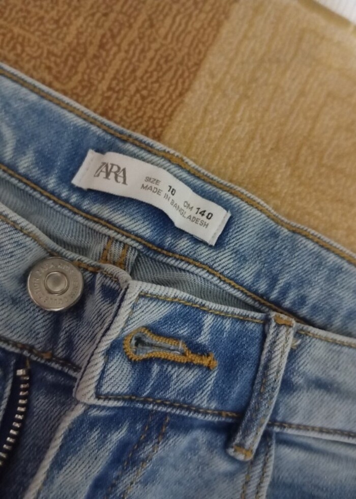 Zara kot pantolon yanındakiler hediyesidir  - Görsel 2