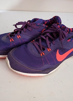 Nike spor ayakkabı