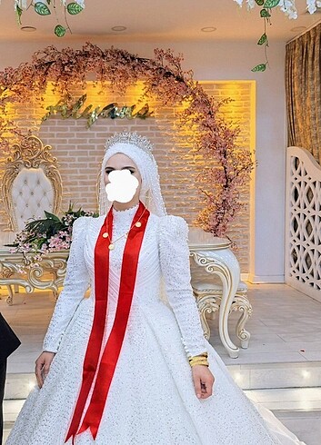 38 Beden beyaz Renk Gelinlik