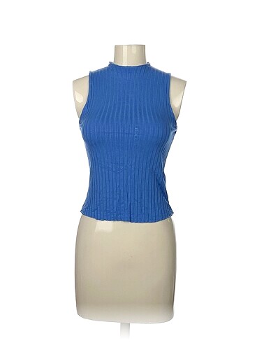 Stradivarius Bluz %70 İndirimli.