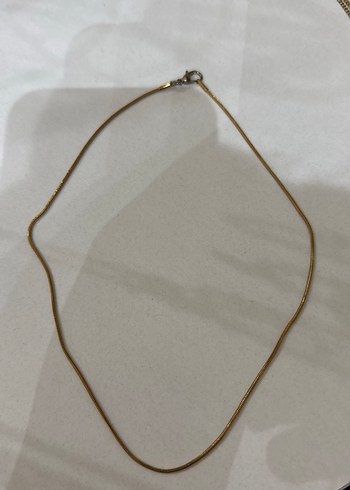 Altın Renkli Yılan Desenli Zincir Kolye - Görsel 2