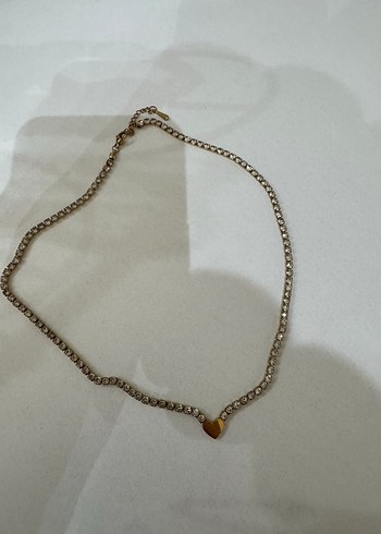 Zincir Detaylı Altın Renk Midi Kolye - Görsel 3