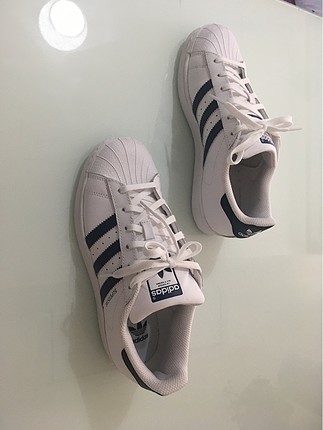 Sıfır adidas süperstar