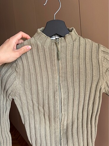 Pull and Bear Hırka