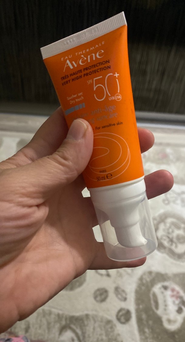 Avène SPF 50+ Çok Yüksek Koruma Güneş Kremi - Görsel 4