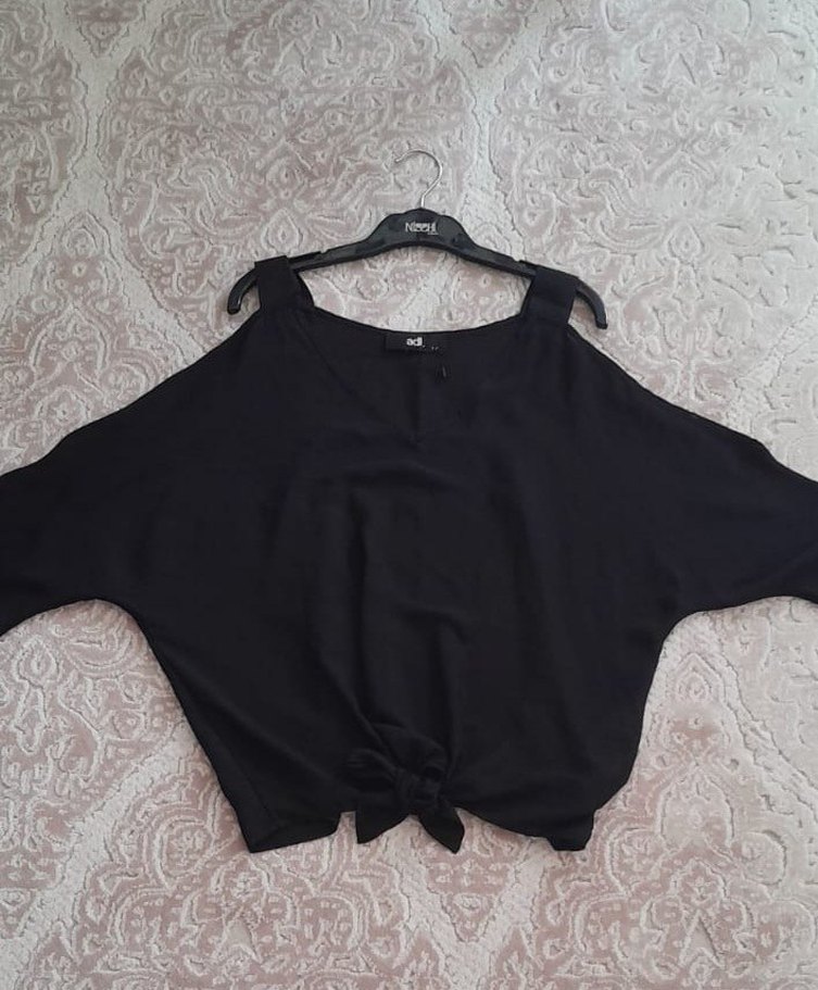 Siyah Bol Kesim Kadın Bluz - Görsel 2