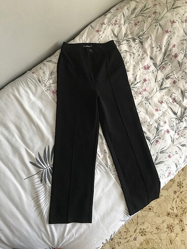 Trendyol kadın siyah kumaş pantolon
