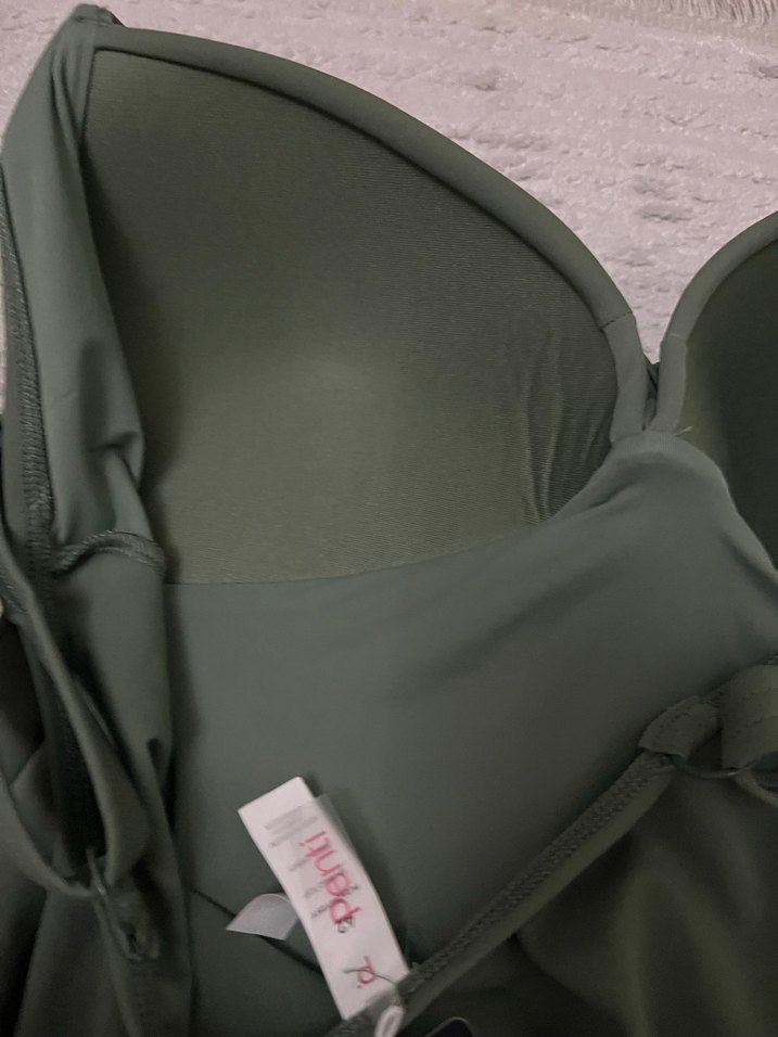 Drapeli Kolsuz Kadın takini üst, Haki Renk - Görsel 3