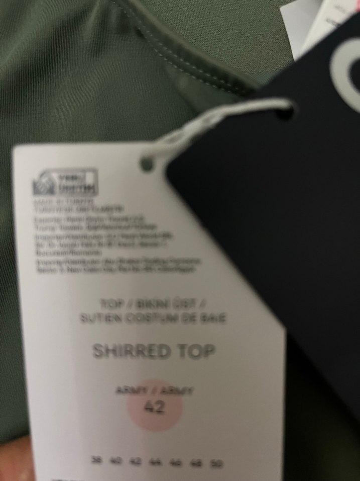 Drapeli Kolsuz Kadın takini üst, Haki Renk - Görsel 4